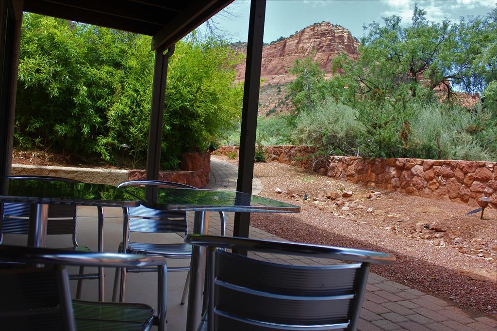 Adobe Village Inn セドナ エクステリア 写真