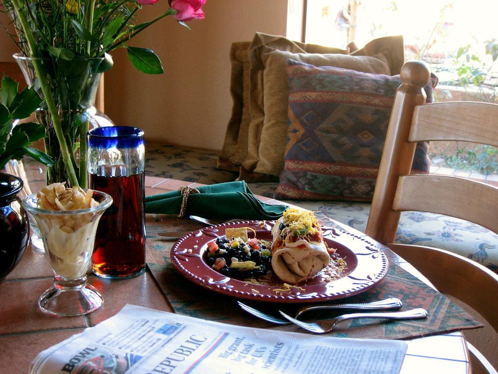 Adobe Village Inn セドナ エクステリア 写真